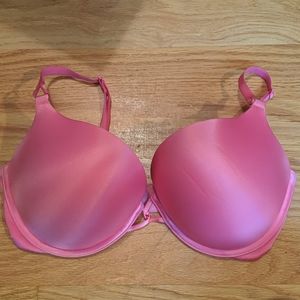 Victoria Secret - Miraculous Plunge Bombshell Bra